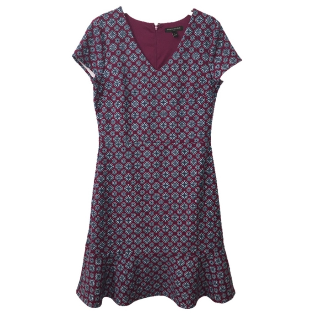 Banana Republic V-Neck Short Sleeve Printed Dress